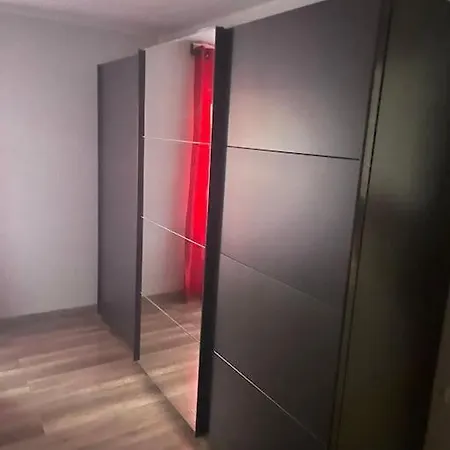 Ferienwohnung Outletcity Metzingen Metzingen  Esterno foto